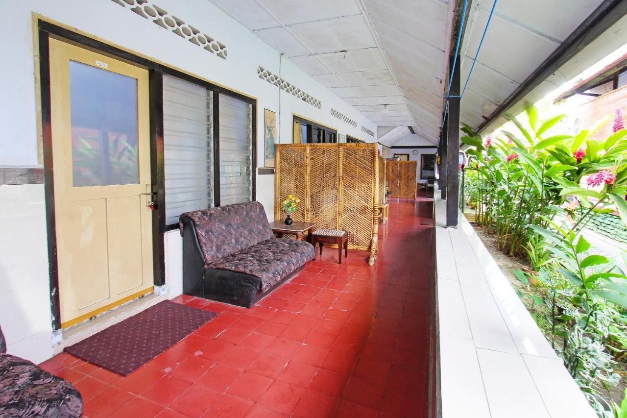 Oyo 91516 Wisata Hotel Mataram Exterior photo