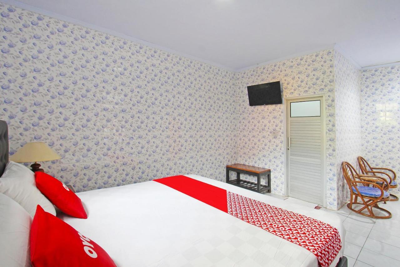 Oyo 91516 Wisata Hotel Mataram Exterior photo