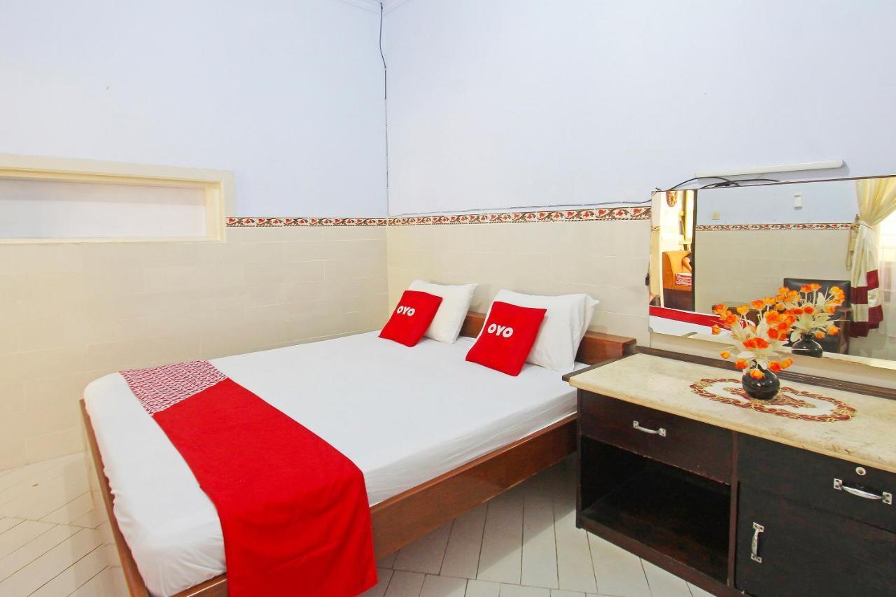 Oyo 91516 Wisata Hotel Mataram Exterior photo